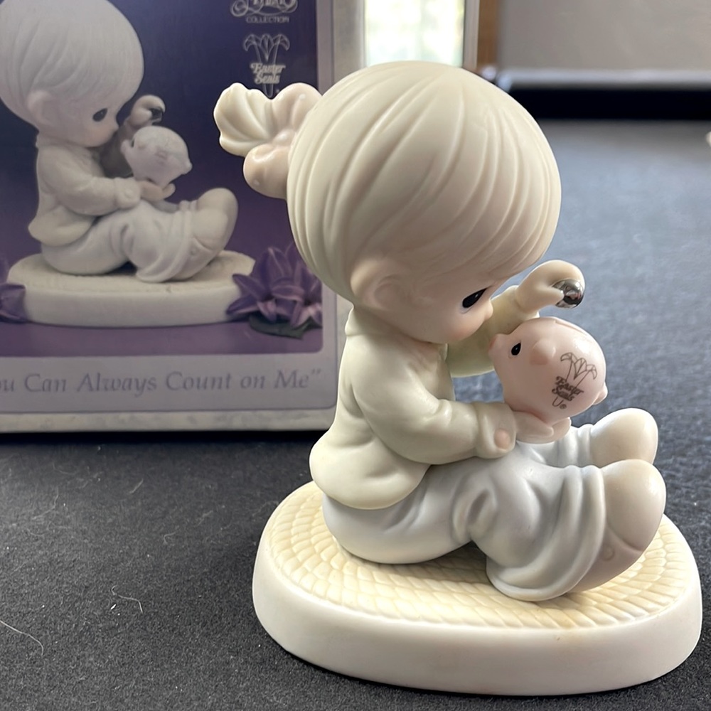 Precious moments Easter seal with box